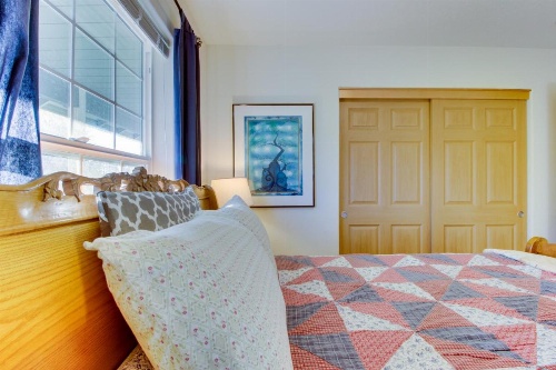 Cedar Creek Retreat image 13