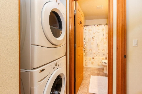 Cedar Creek Retreat image 2