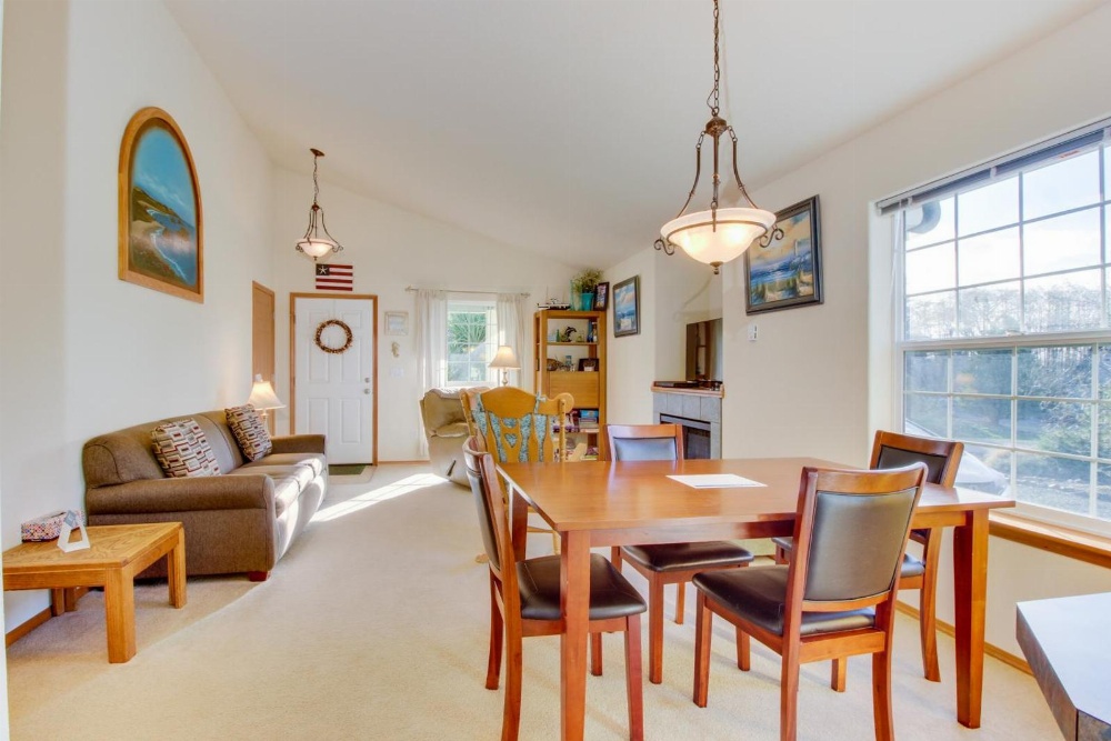 Cedar Creek Retreat Main image